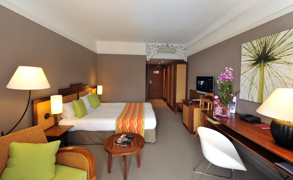 Hotel Exsel Creolia Saint-Denis Buitenkant foto